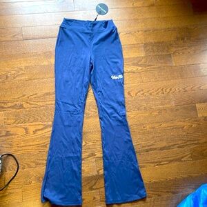 White Fox season 7, flare pants , sz M, Coastal